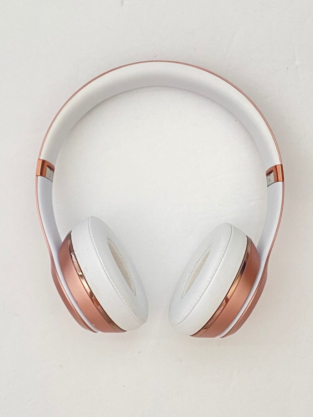 Beats by Dr. Dre Solo3 SPECAIL EDITION Rose Gold - Picture 3 of 16